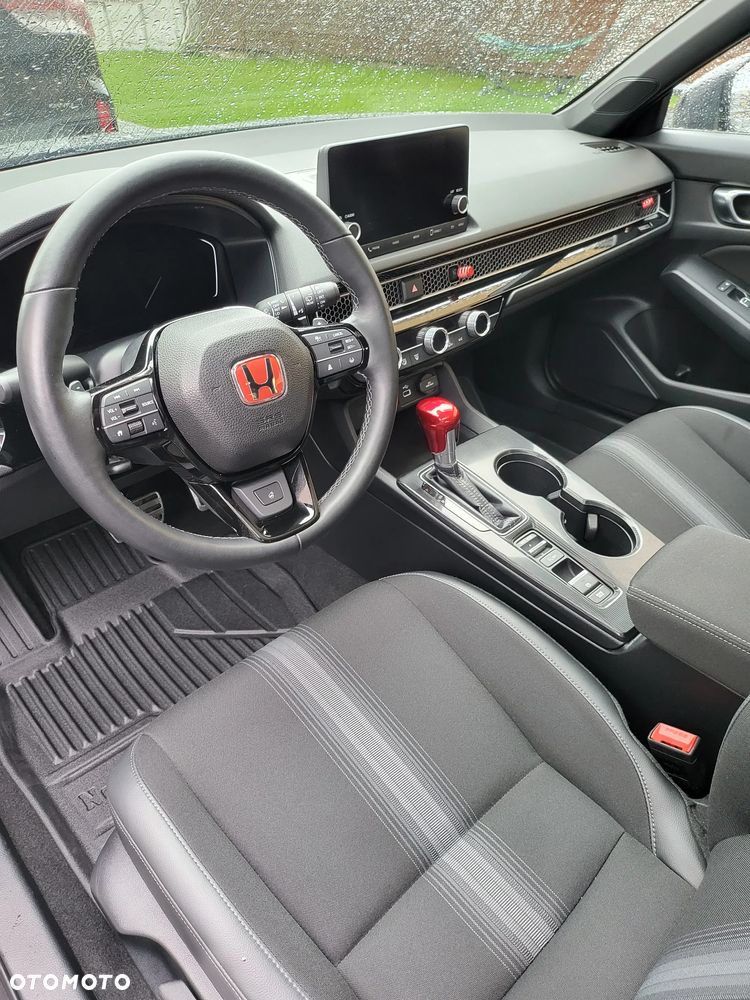 Honda Civic 1.5 i-VTEC Turbo CVT Sport - 12