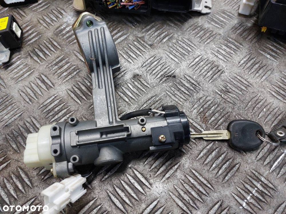 ZESTAW STARTOWY HYUNDAI GETZ I 1.3 12V 39106-22060 95430-1C000 - 5