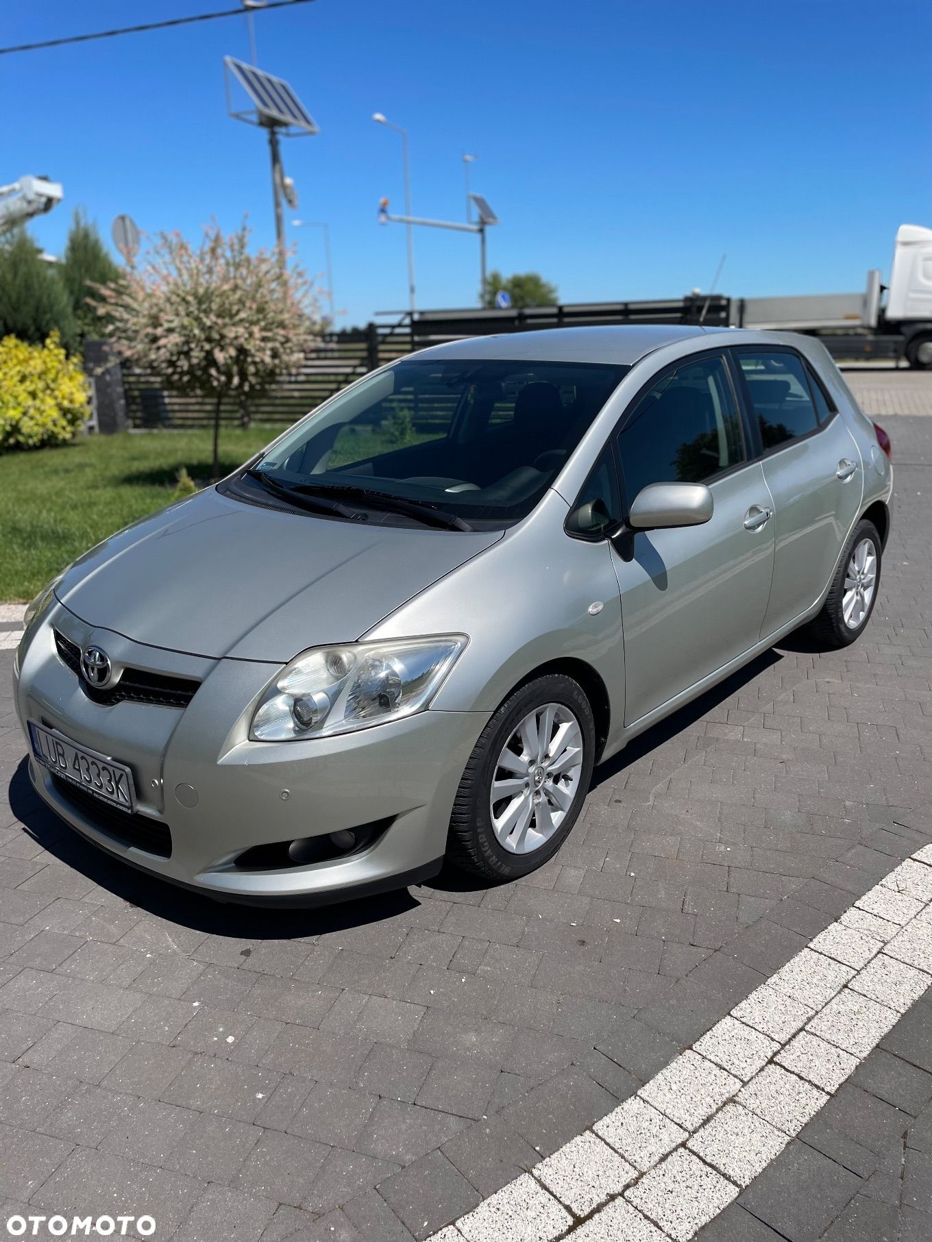 Toyota Auris 2.0 D-4D Sol - 1