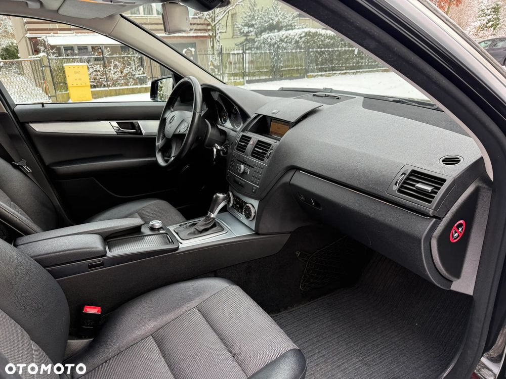 Mercedes-Benz Klasa C 200 Kompressor Automatik Avantgarde - 30