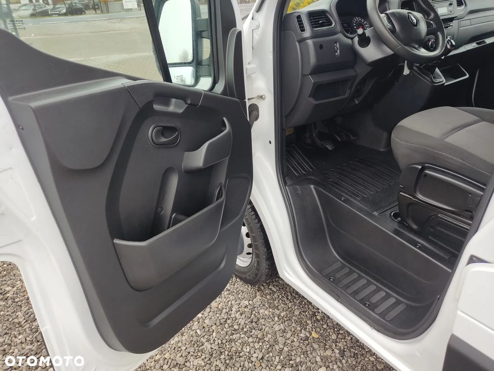 Renault Master - 29