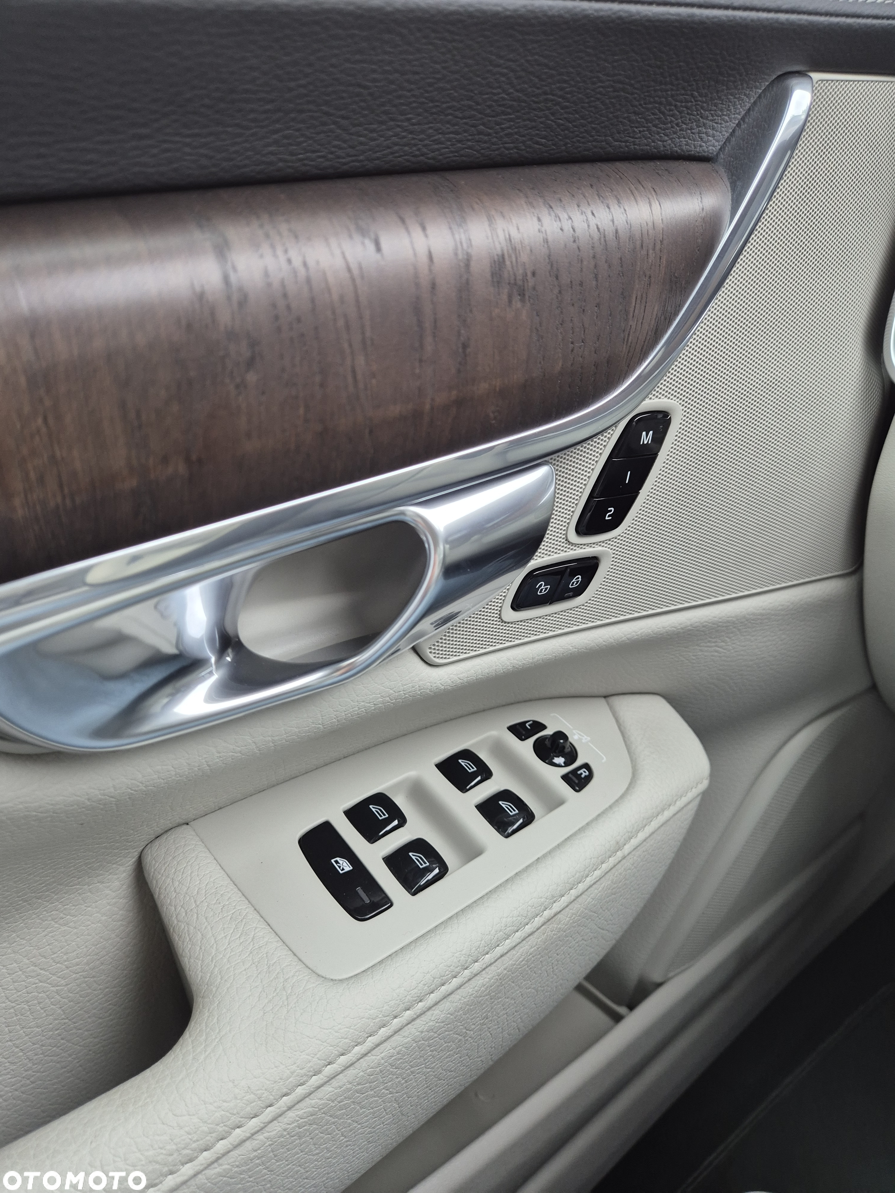 Volvo S90 D4 Inscription - 15