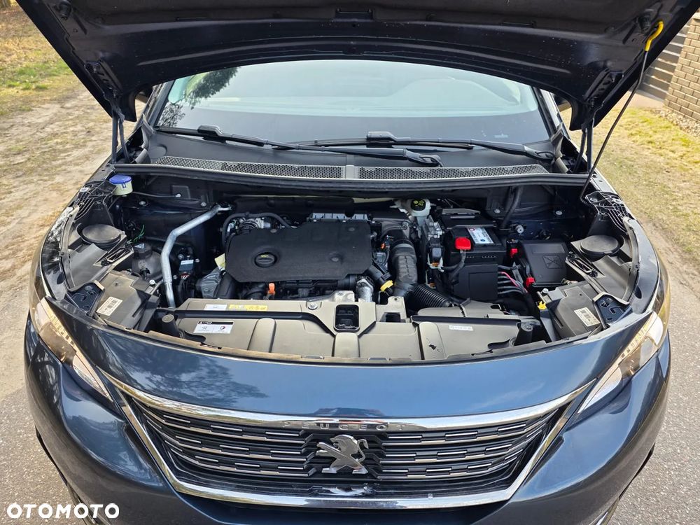 Peugeot 5008 1.5 BlueHDI Allure S&S EAT8 - 16