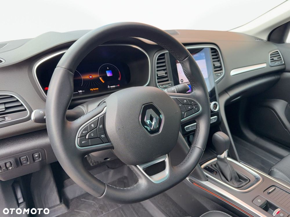 Renault Megane 1.3 TCe FAP Techno EDC - 11