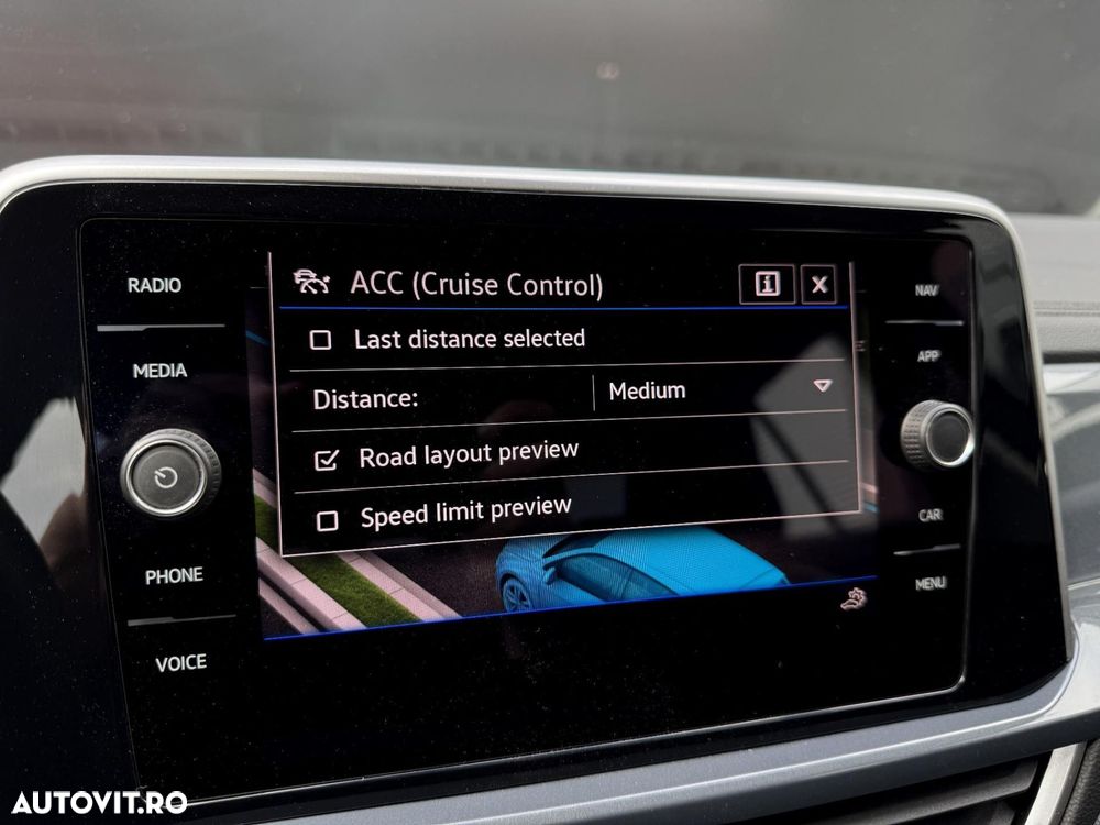 Volkswagen T-Roc - 22