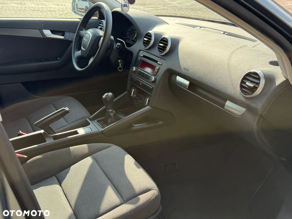 Audi A3 Sportback 1.8 TFSI Ambition - 7