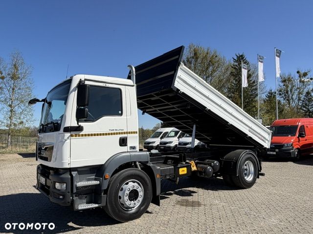 MAN TGM 18.250 WYWROTKA TRÓJSTRONNA - 9