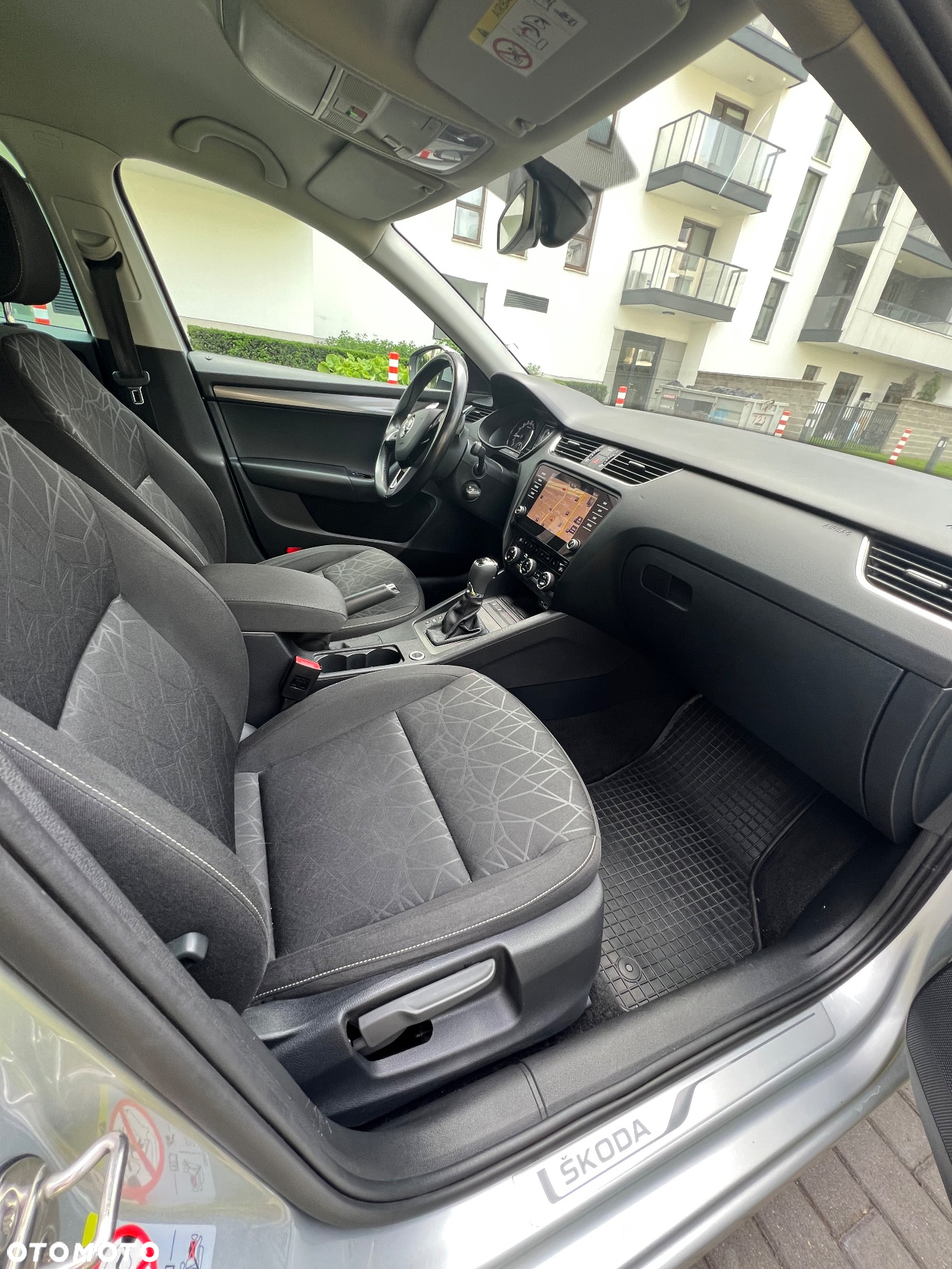 Skoda Octavia 2.0 TDI DSG Clever - 6