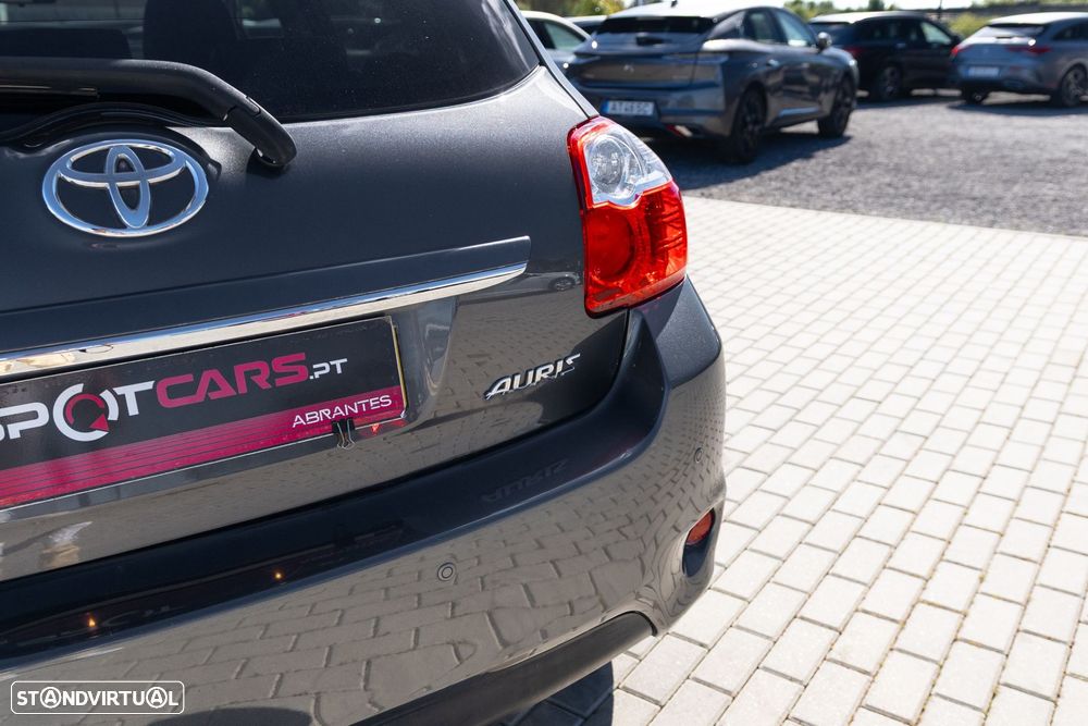 Toyota Auris 1.4 D-4D Comfort - 8
