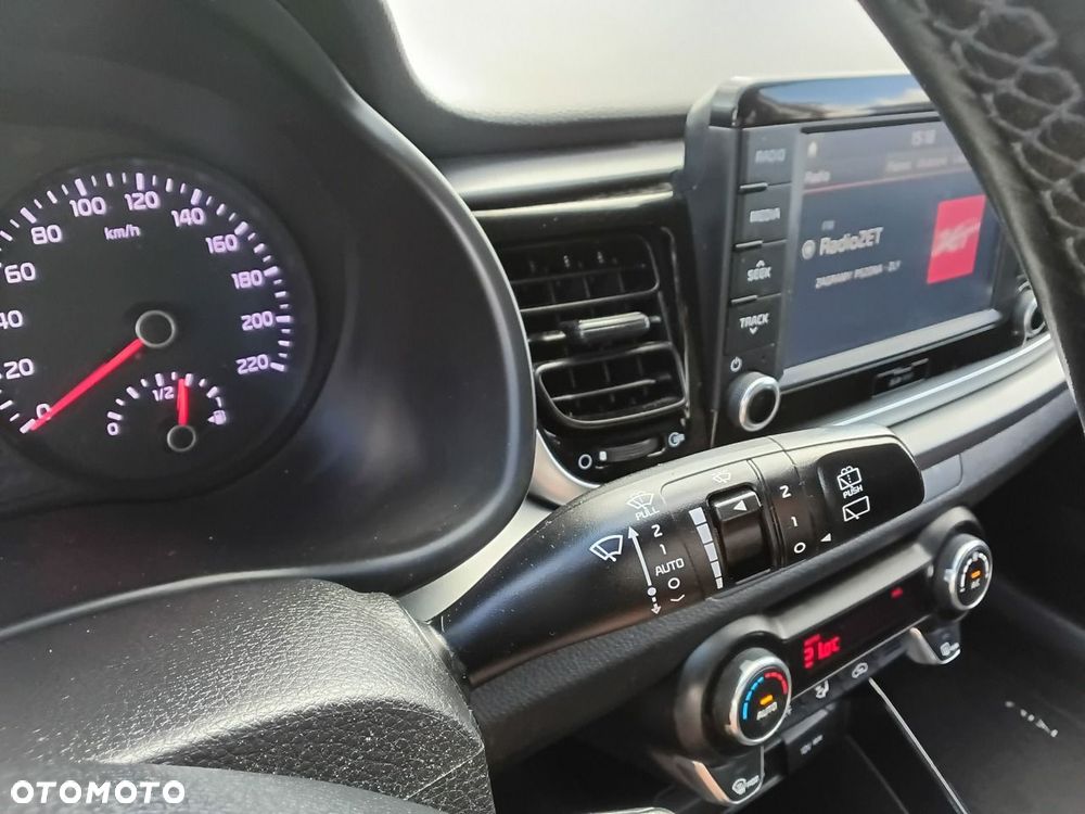 Kia Rio - 27