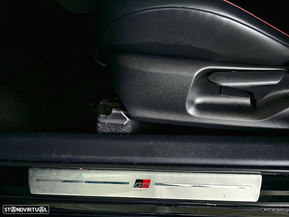 Toyota GR Yaris WRC Triple Edition - 45