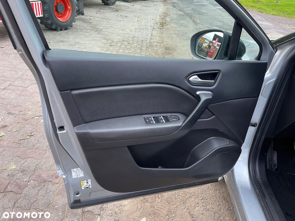Renault Captur TCe 100 INTENS - 24