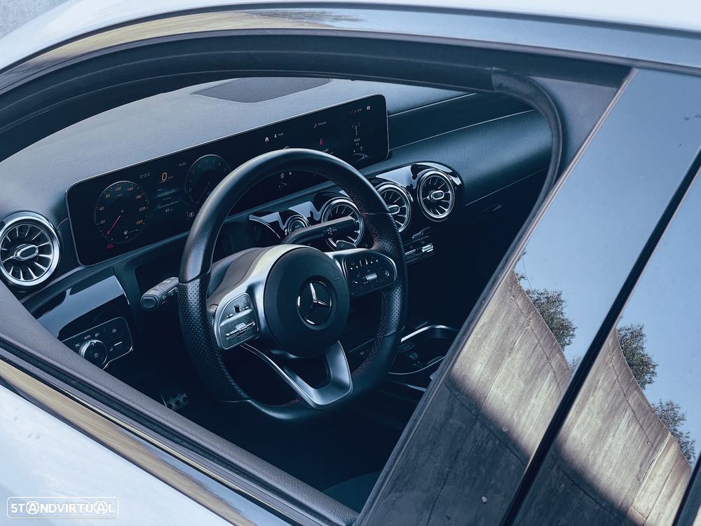 Mercedes-Benz A 250 e 8G-DCT Edition AMG Line - 11