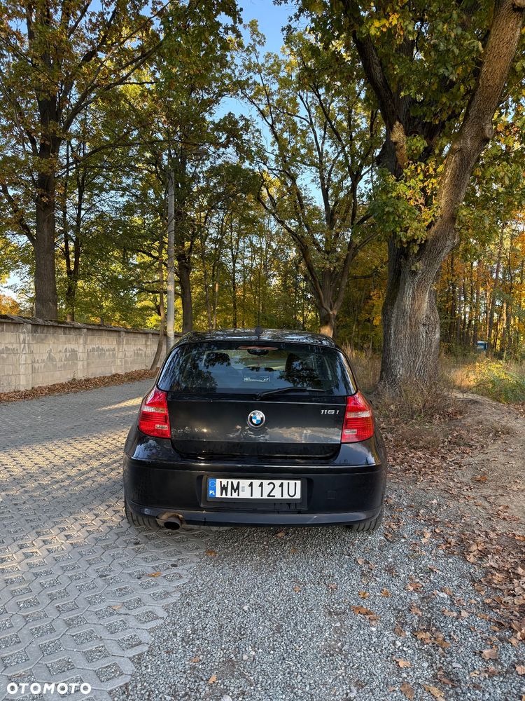 BMW Seria 1 116I 2011 photo 5