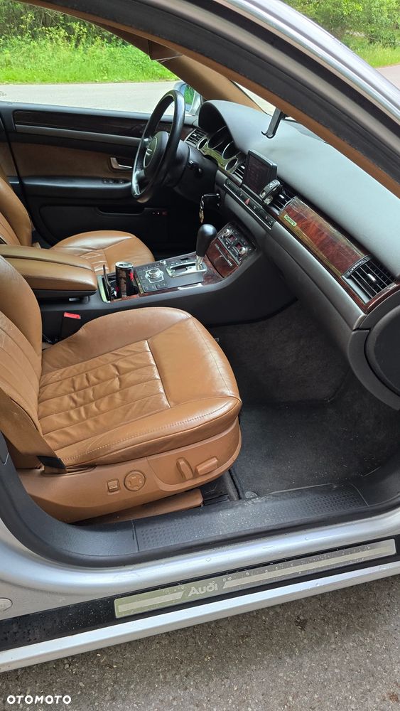 Audi A8 3.7 Quattro - 10