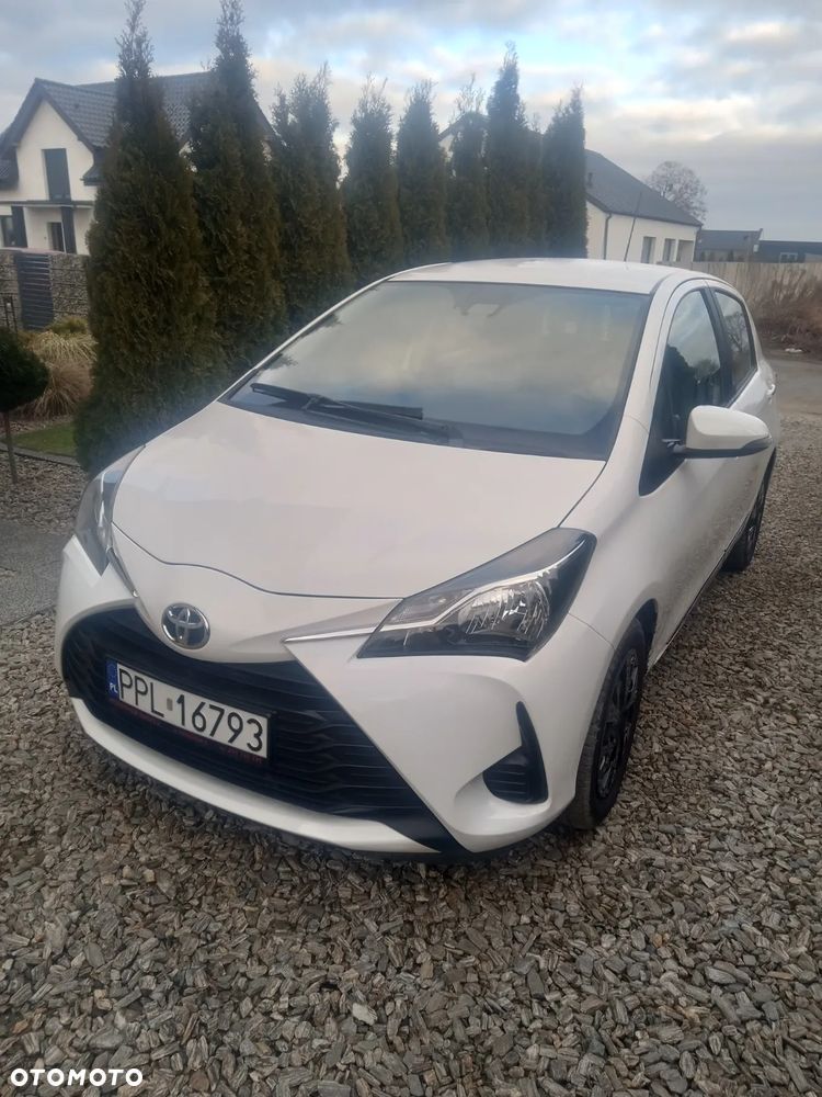 Toyota Yaris - 1