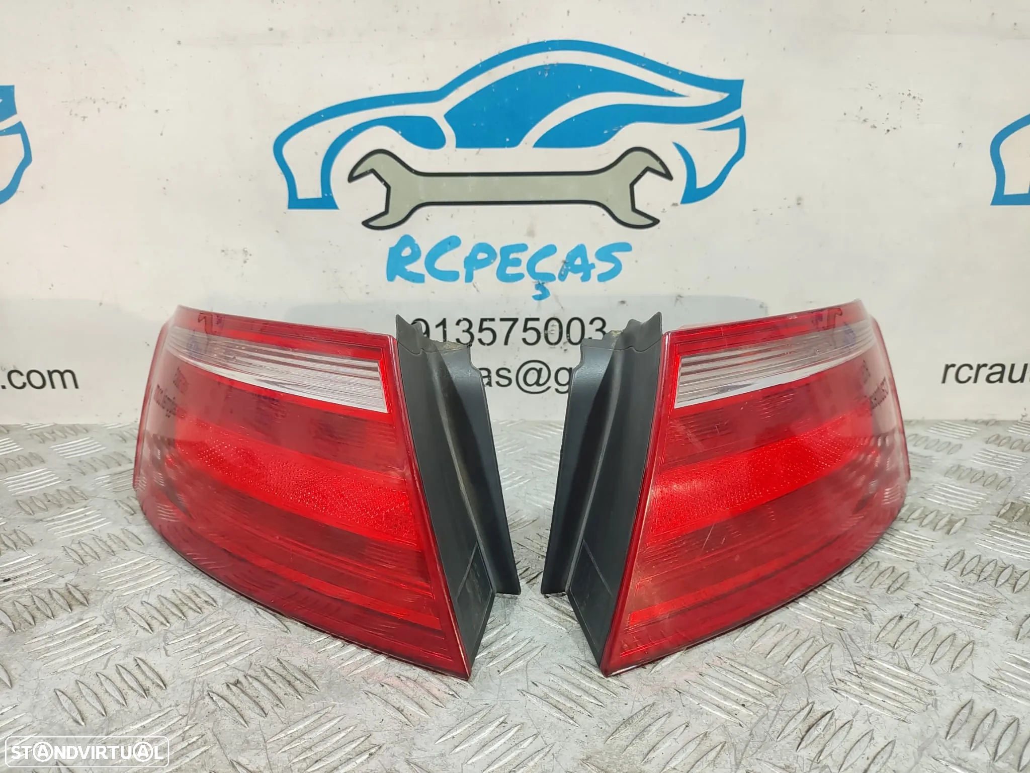 Conjunto Farolins Audi A5 8T 8T0945095 8T0945096 - 2