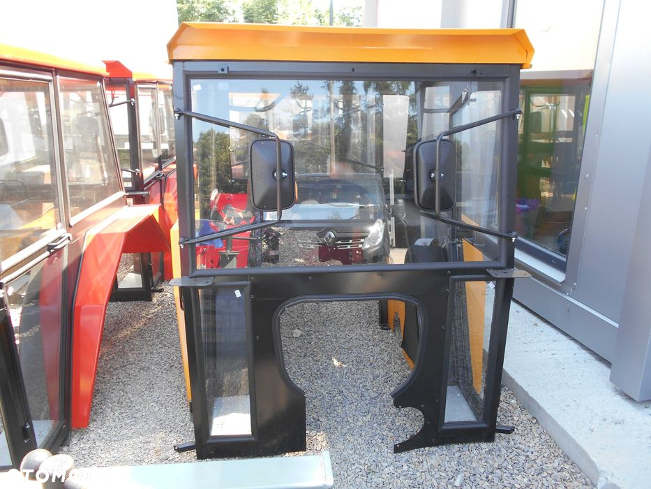 Kabina do ciągnika URSUS c-330/ c-360 błotnik/bez błotnika SZYMCZAK - 5
