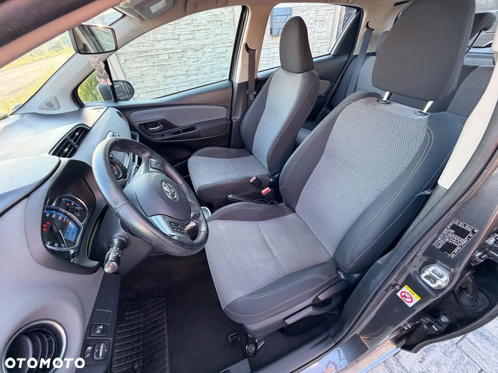 Toyota Yaris 1.5 VVT-i Comfort - 5