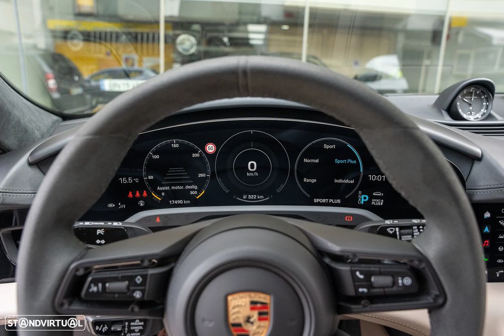 Porsche Taycan Sport Turismo GTS - 29