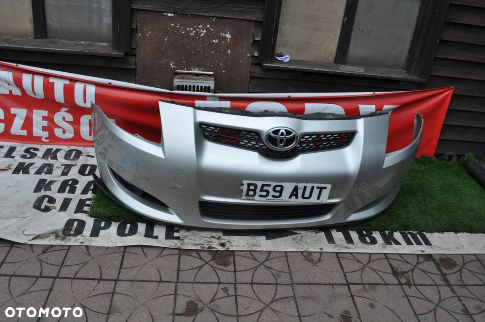 toyota auris I zderzak nr A60125 WYSYŁKA - 1