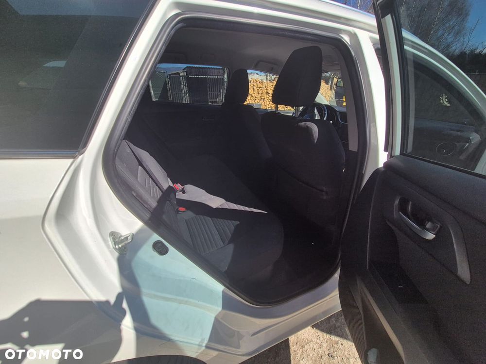 Toyota Auris Hybrid 135 Premium - 2