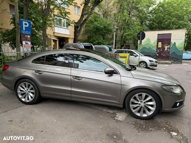 Volkswagen Passat CC - 2