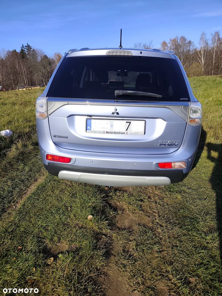 Mitsubishi Outlander PHEV Intense + - 4