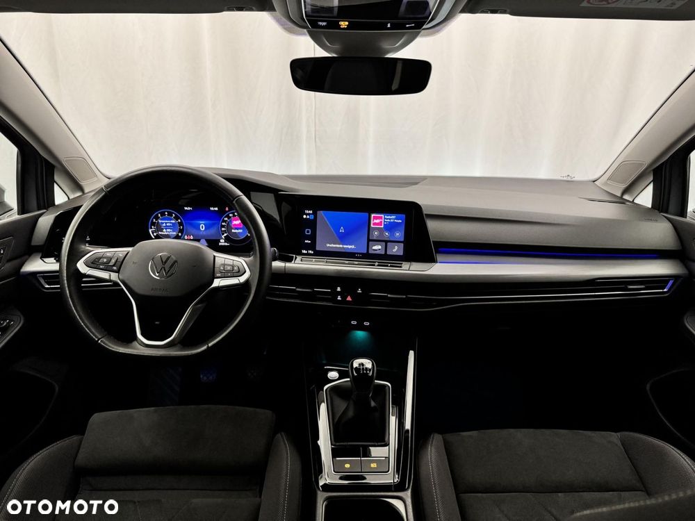 Volkswagen Golf - 20