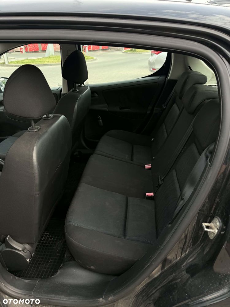 Peugeot 207 1.4 Presence - 5