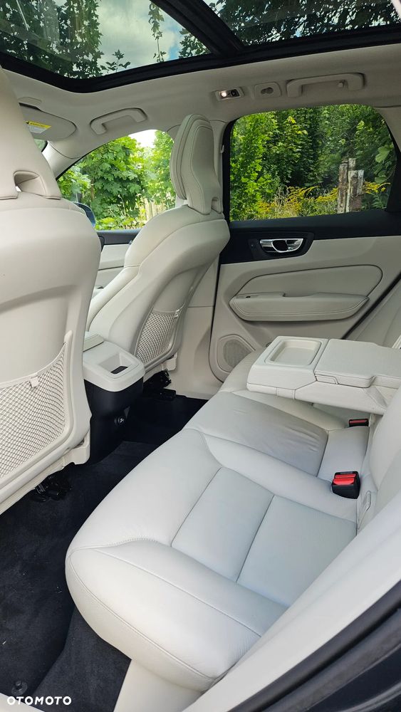 Volvo XC 60 T5 Geartronic Momentum - 17