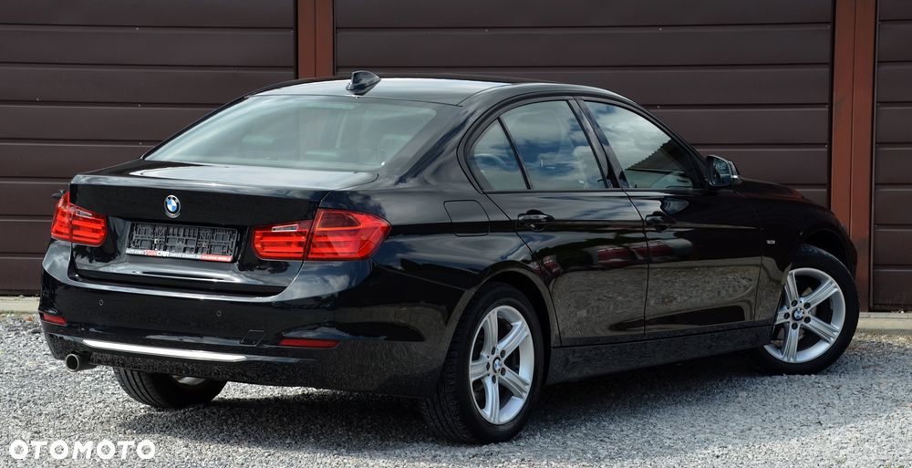 BMW Seria 3 318d Blue Performance Modern Line - 4