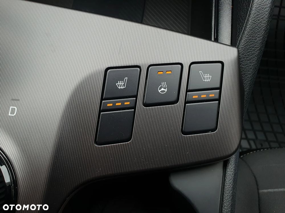 Kia Sportage 1.6 T-GDI Anniversary 2WD DCT - 32