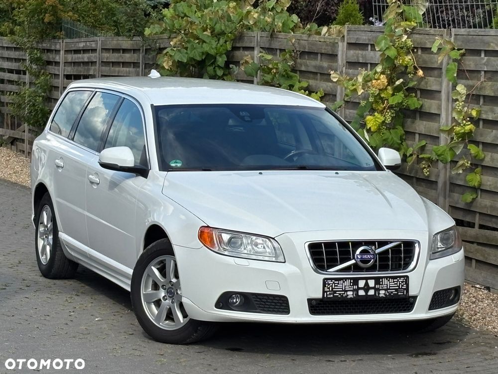 Volvo V70 D3 Kinetic - 28