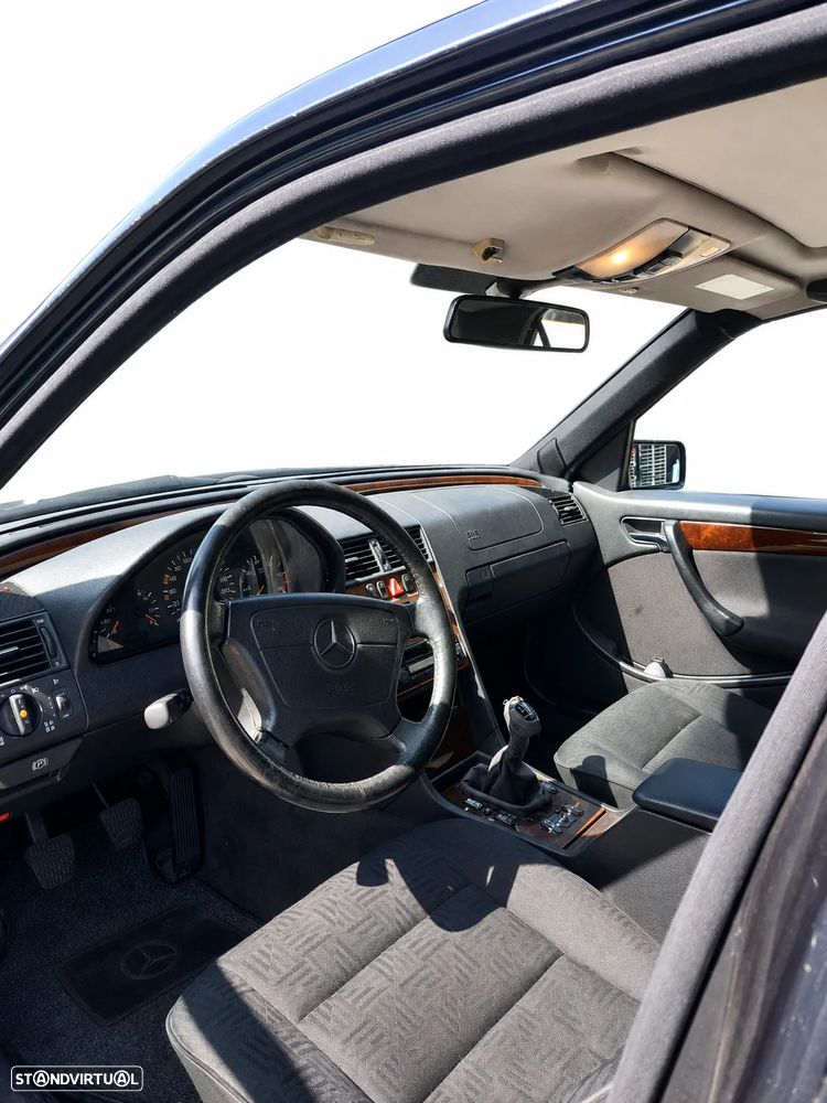 Mercedes-Benz C 250 TD Elegance - 4