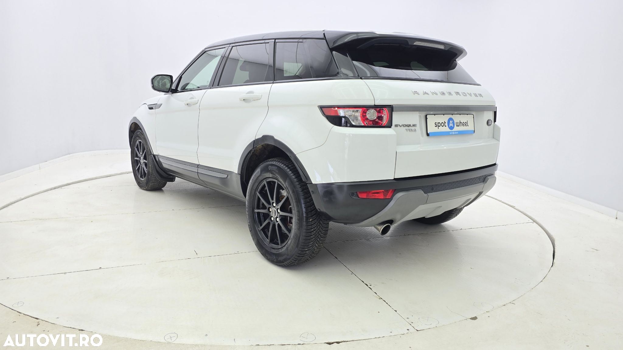 Land Rover Range Rover Evoque - 8