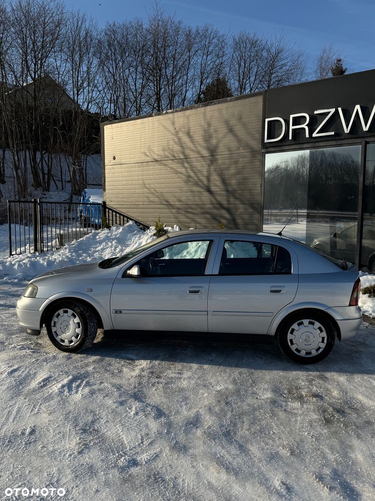 Opel Astra - 3