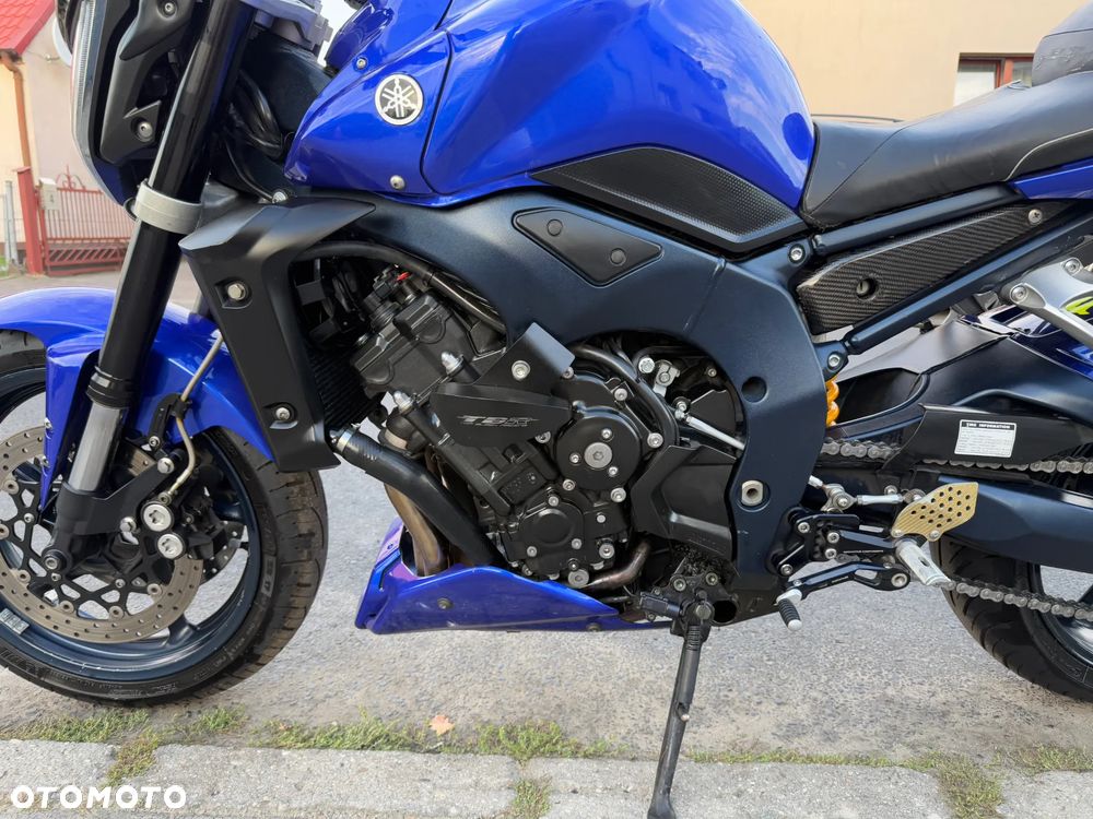 Yamaha FZ - 15