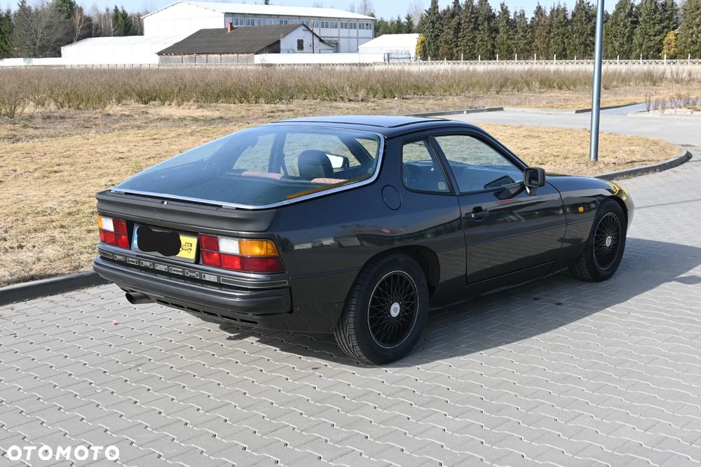 Porsche 924 Standard - 6