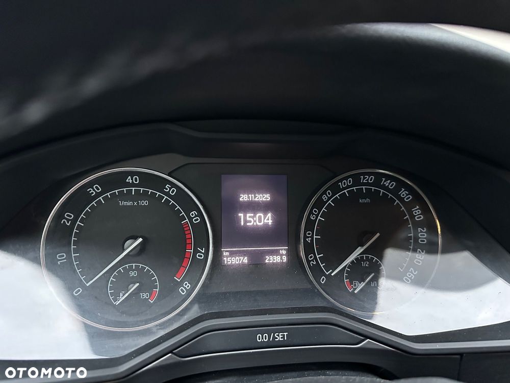 Skoda Superb 1.8 TSI Active - 8