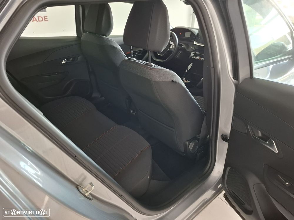 Peugeot e-2008 50 kWh Active Pack - 9