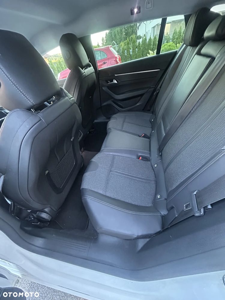 Peugeot 508 BlueHDi 130 EAT8 Allure - 10