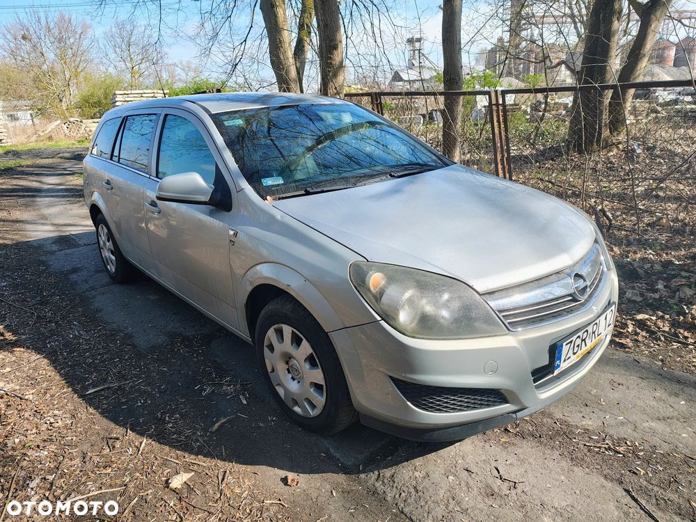 Opel Astra 1.9 CDTI 111 - 1