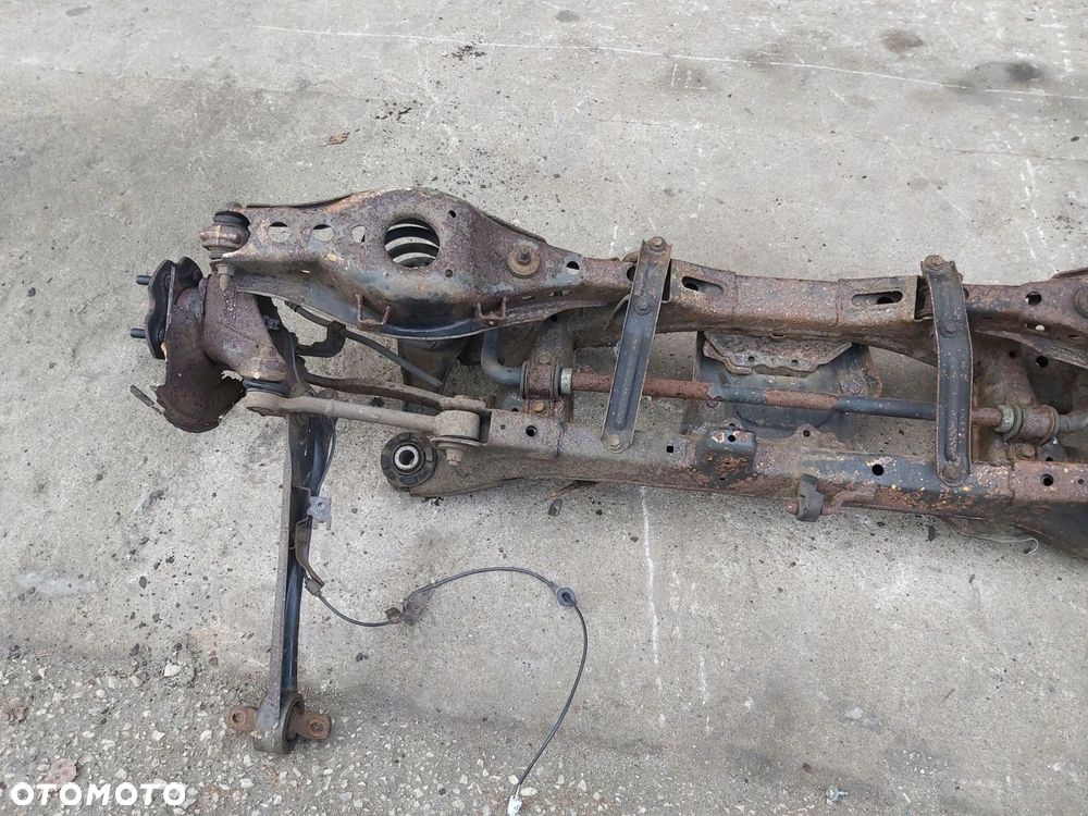 Toyota Avensis T27 Lift T29 14-18r belka zawieszenia tył sanki wahacz - 5