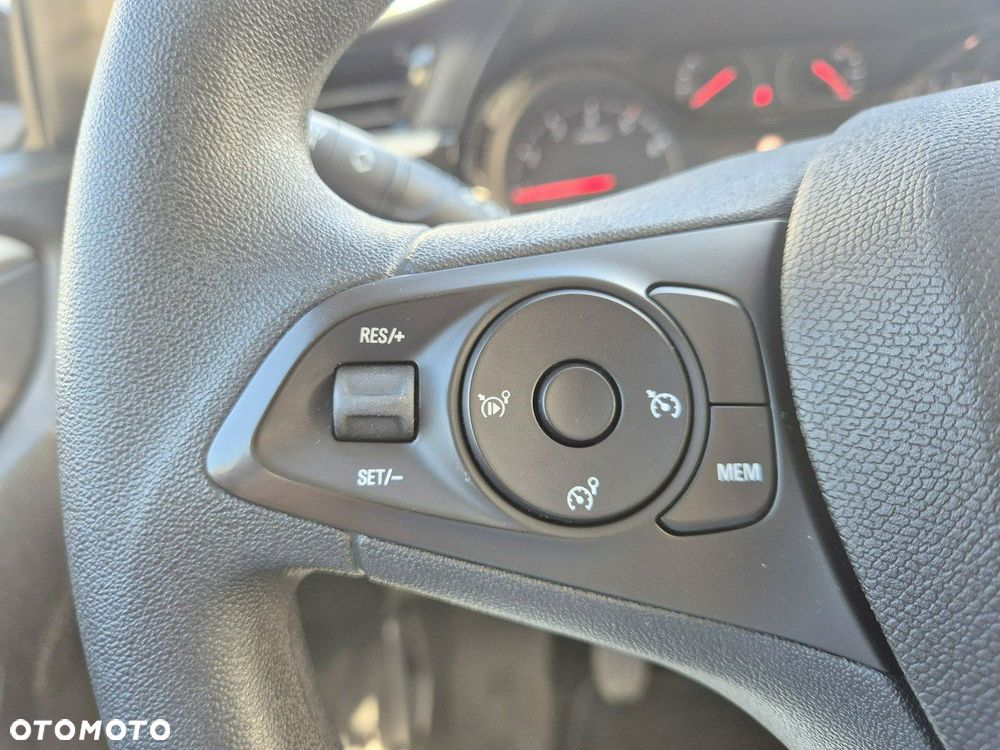 Opel Corsa 1.2 Business S&S - 22