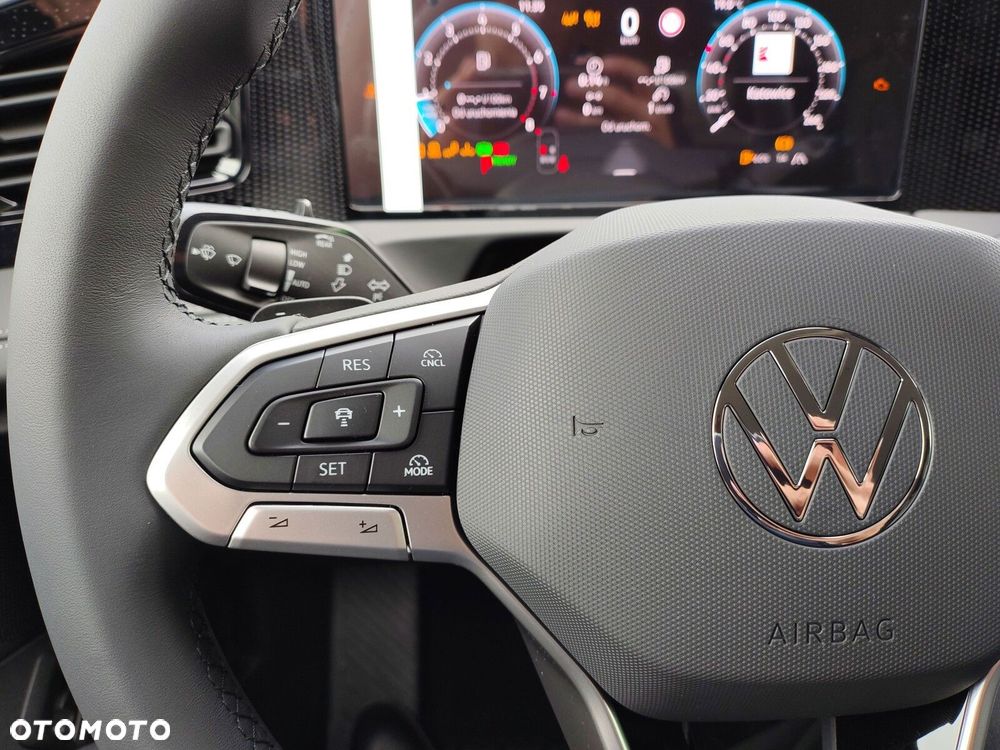 Volkswagen Tiguan - 19