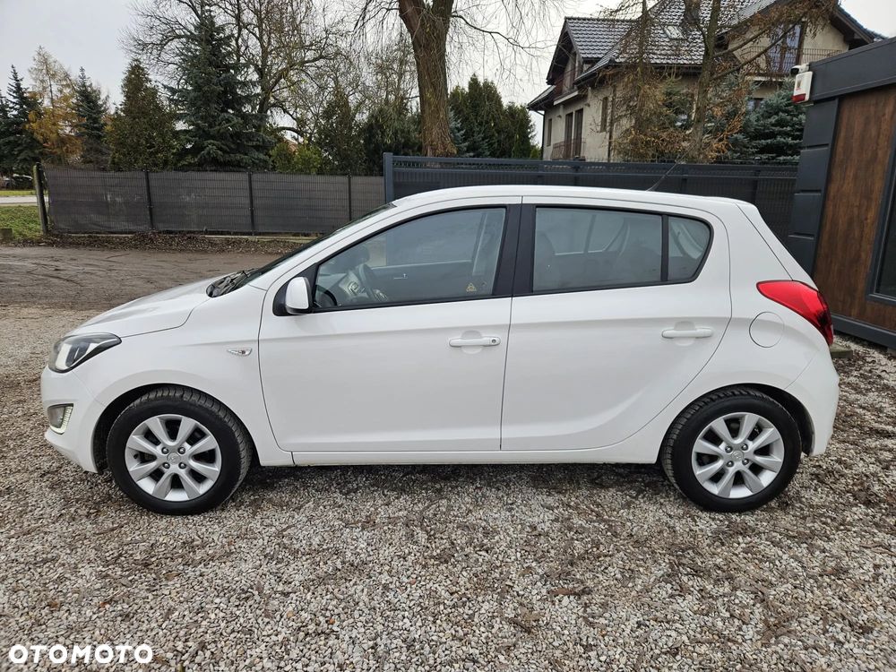 Hyundai i20 1.2 Trend - 4