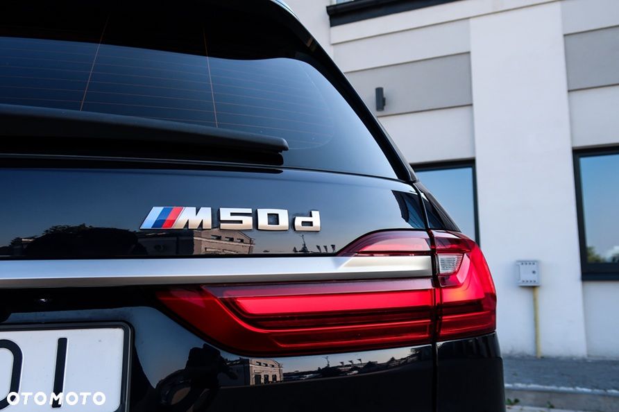 BMW X7 M50d sport - 15