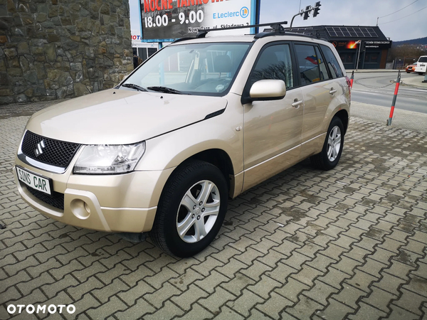 Suzuki Grand Vitara 2.0 De luxe