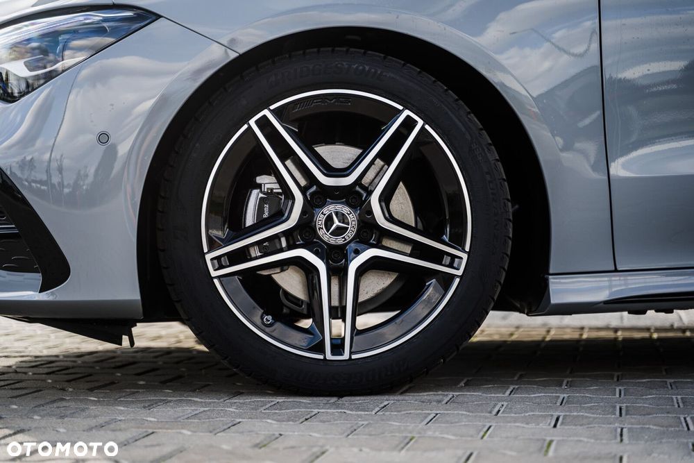 Mercedes-Benz CLA - 5